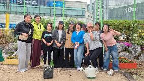 학교 화단 정비 및 꽃 심기(4월 17일)